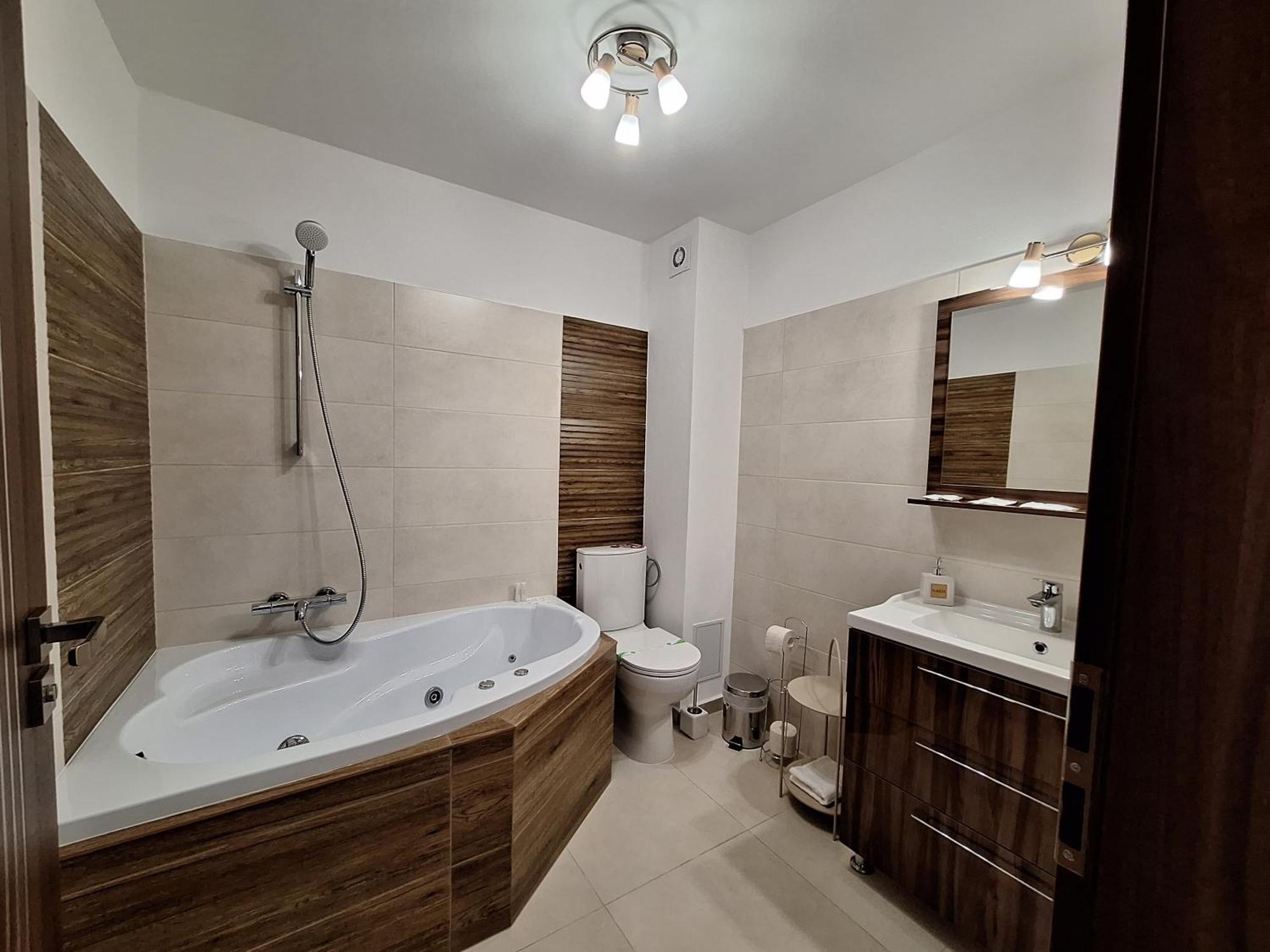 Trend Bed & Breakfast Arad Bagian luar foto